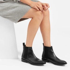 ❣️ EVERLANE MODERN CHELSEA BOOT ❣️